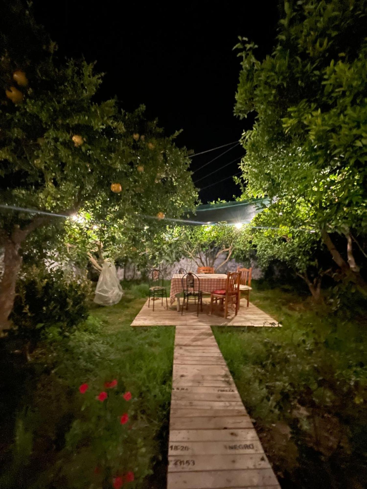 Guest House Luli Strumi Berati Exterior foto